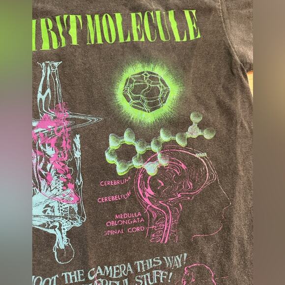 PacSun Black The Spirit Molecule Graphic T-Shirt, Distressed Fading, Medium - Picture 5 of 12